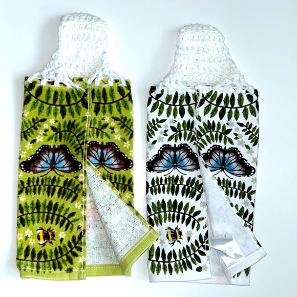 HAND CRAFTED Crocheted Top Butterflies Hanging Kitchen or Bathroom Hand Towels - Picture 9 of 9